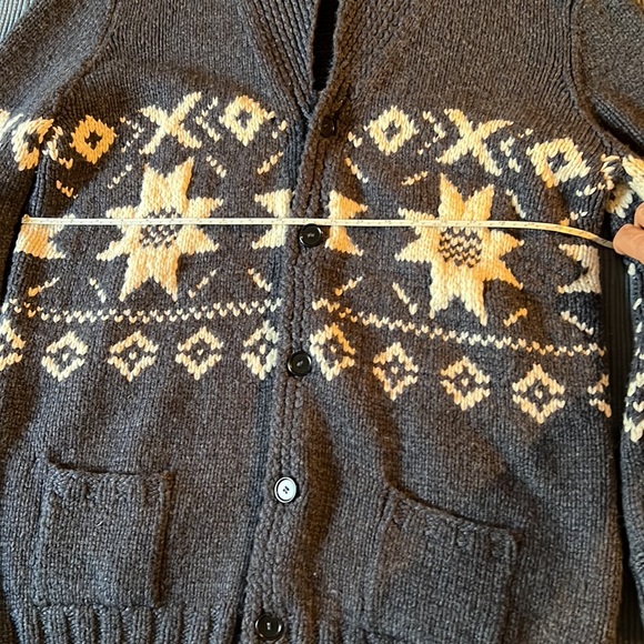 New without tag.Cashmere sweater. - Picture 4 of 6